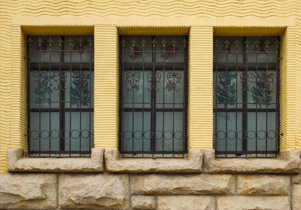 Is stainless steel anti-theft window material good? What kind of anti-theft window material is good for high-rise residential bu